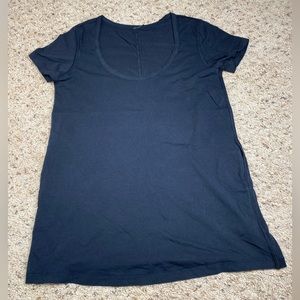 Lululemon Round Neck Tee Womens sz 6